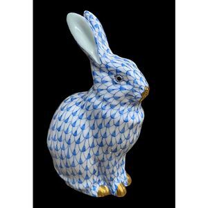 Herend‎ Blue Fishnet Sitting Rabbit Bunny, #5327
